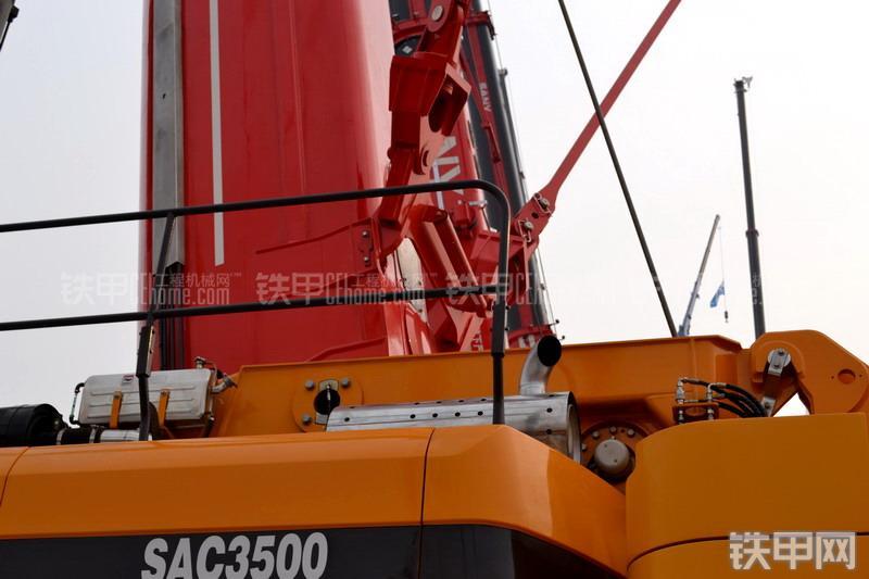 三一重工SAC3500起重机整机外观