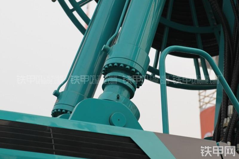 山河智能SWHG42连续墙抓斗整机外观