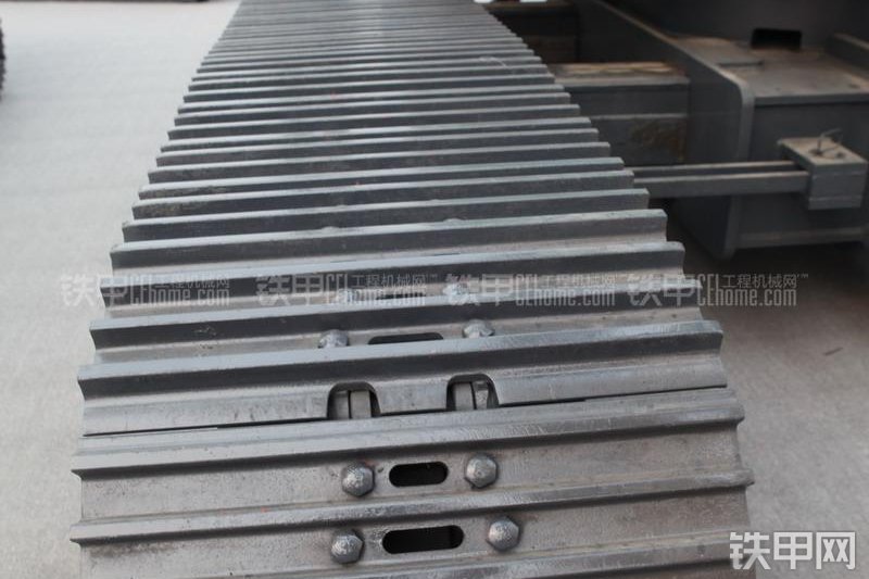 山河智能SWHG42连续墙抓斗整机外观