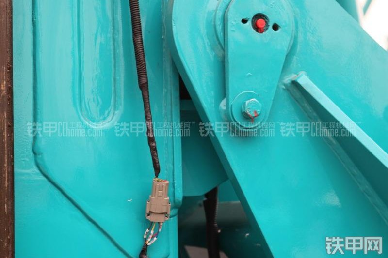 山河智能SWDM04多功能旋挖钻整机外观