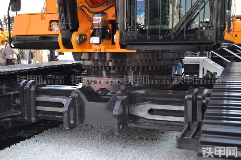 三一重工SR360II旋挖钻局部