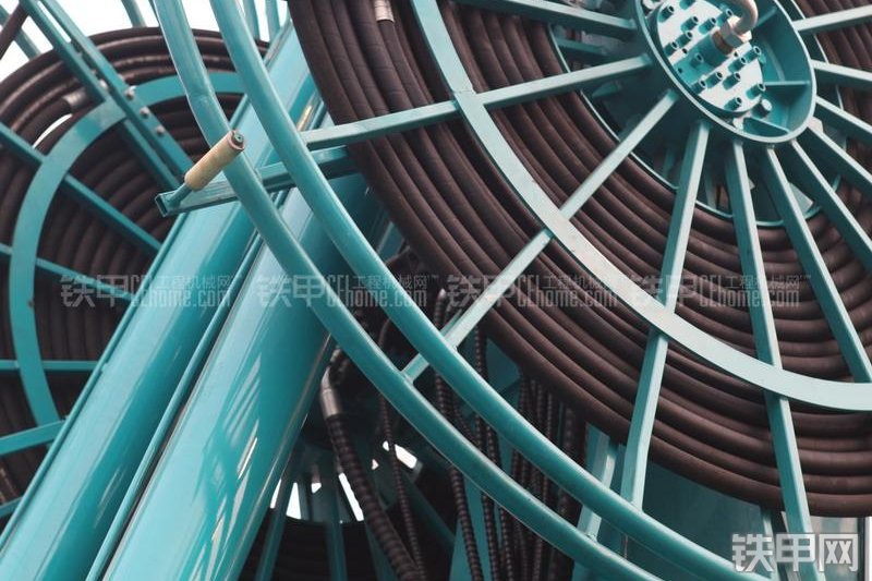 山河智能SWHG42连续墙抓斗整机外观