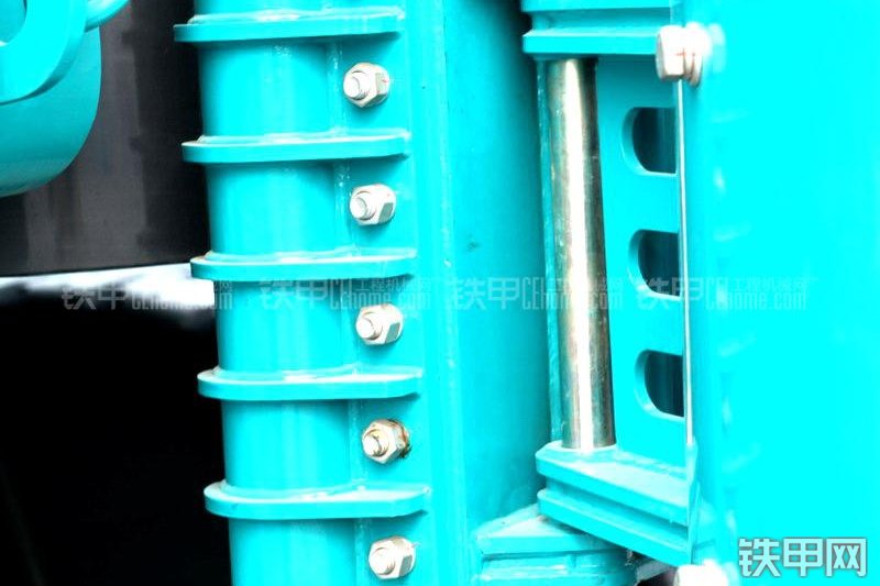 山河智能SWSD3618套管式长螺旋钻机整机外观