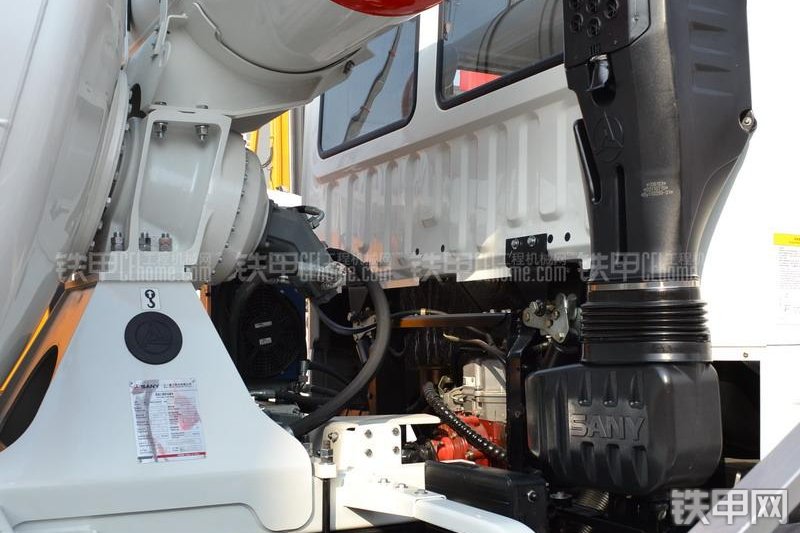 三一重工SY5250GJB3A-10SR搅拌运输车整机外观