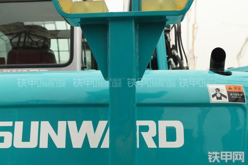 山河智能SWDM04多功能旋挖钻整机外观