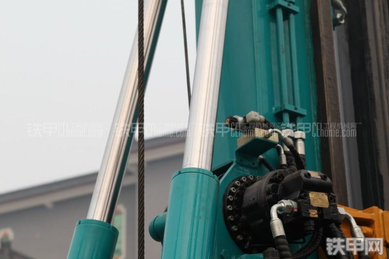 山河智能SWDM04多功能旋挖钻整机外观