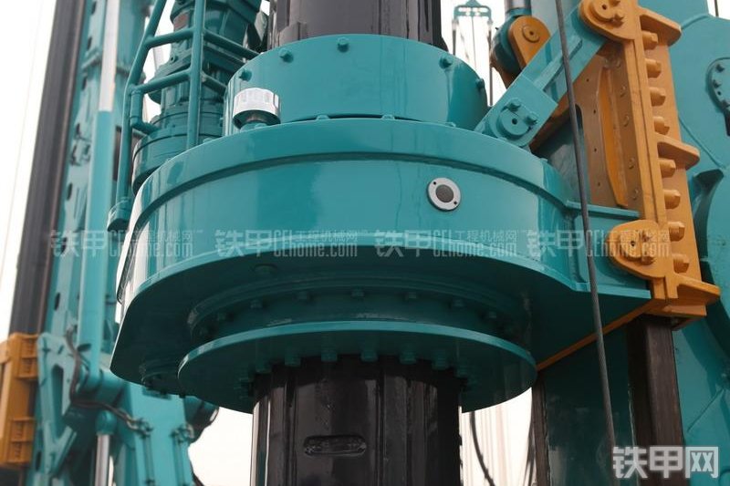 山河智能SWDM04多功能旋挖钻整机外观