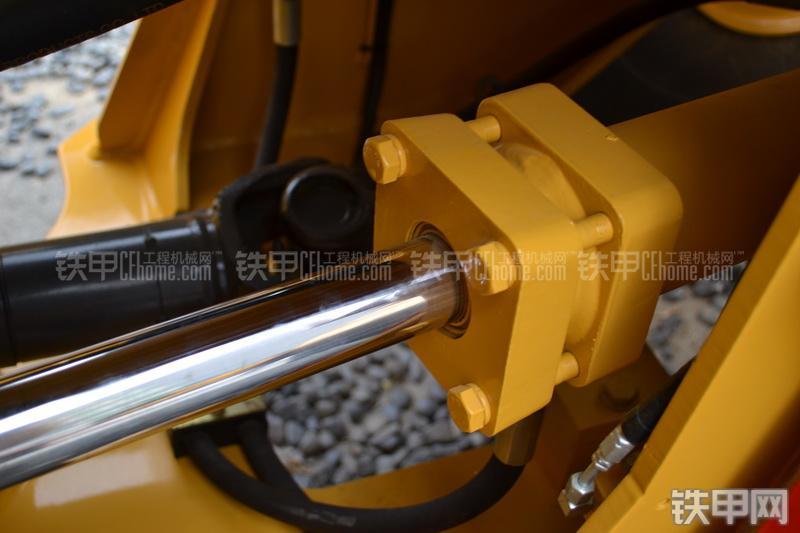 柳工CLG842IV装载机局部