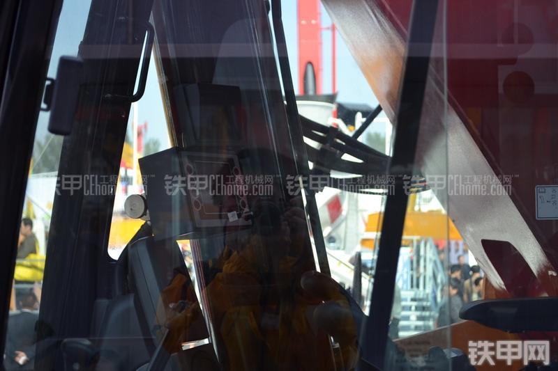 三一重工SR360II旋挖钻局部