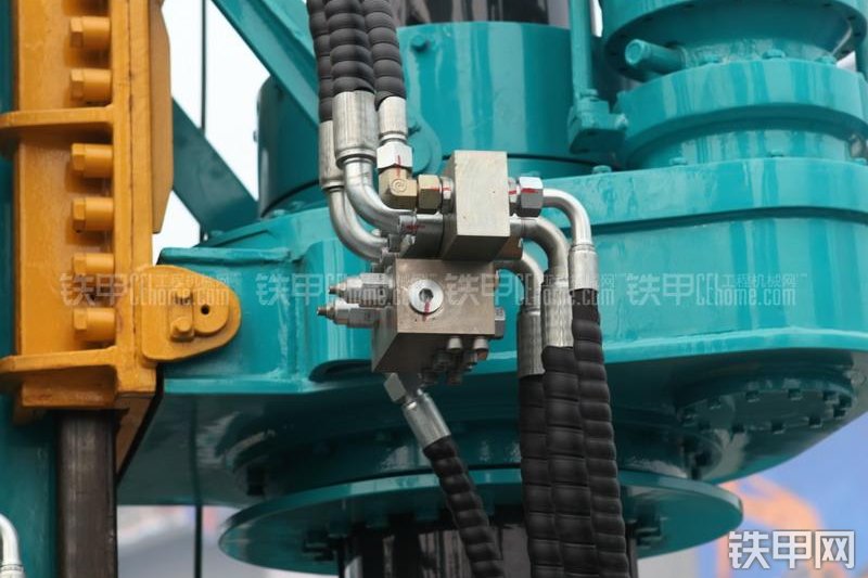 山河智能SWDM04多功能旋挖钻整机外观