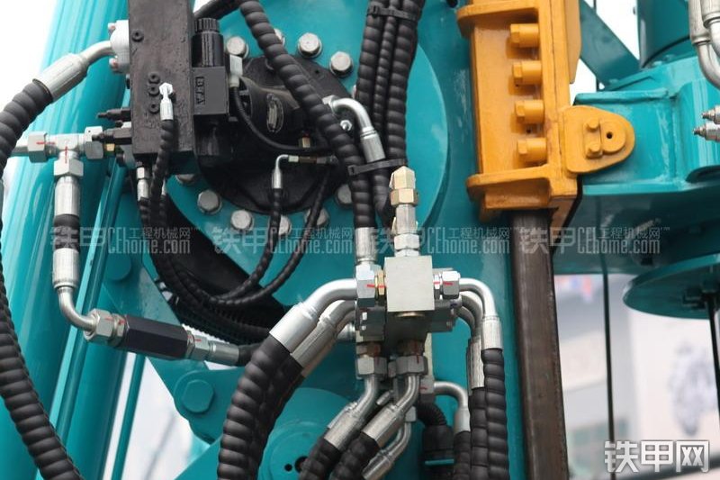 山河智能SWDM04多功能旋挖钻整机外观