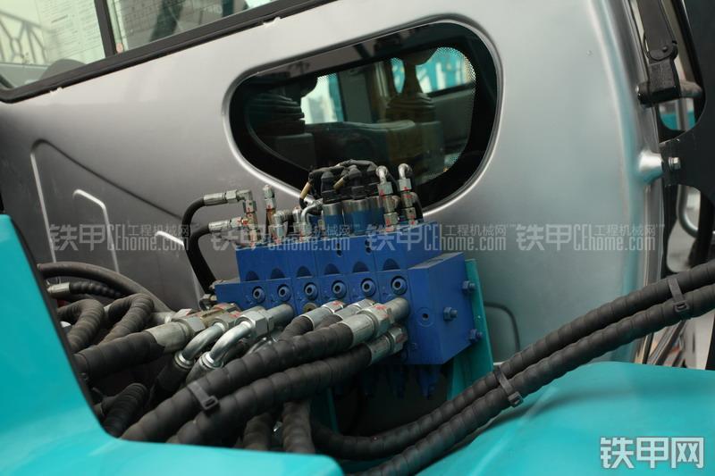 山河智能SWDM04多功能旋挖钻整机外观