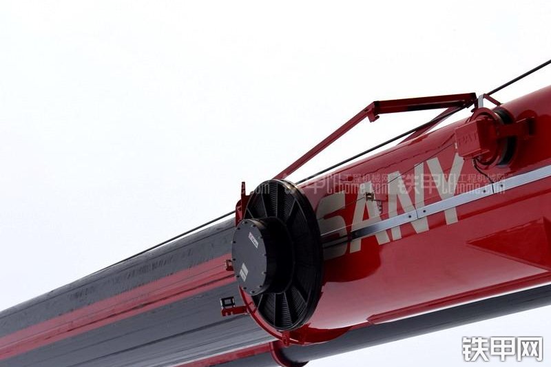 三一重工SAC2200起重机整机外观