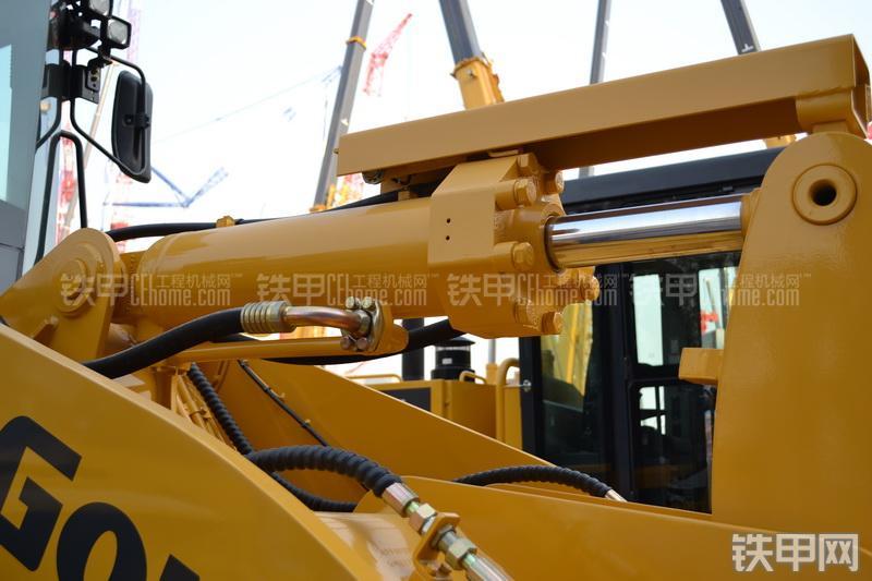 柳工CLG842IV装载机局部