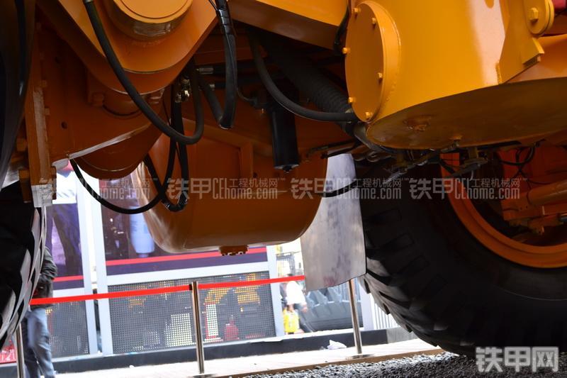 首钢重汽SGE190AC非公路自卸车整机外观