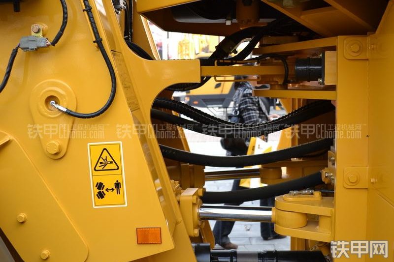 柳工856IV装载机局部