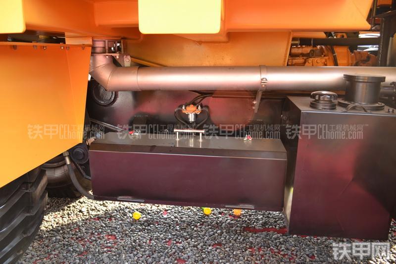 首钢重汽SGA3722非公路自卸车整机外观