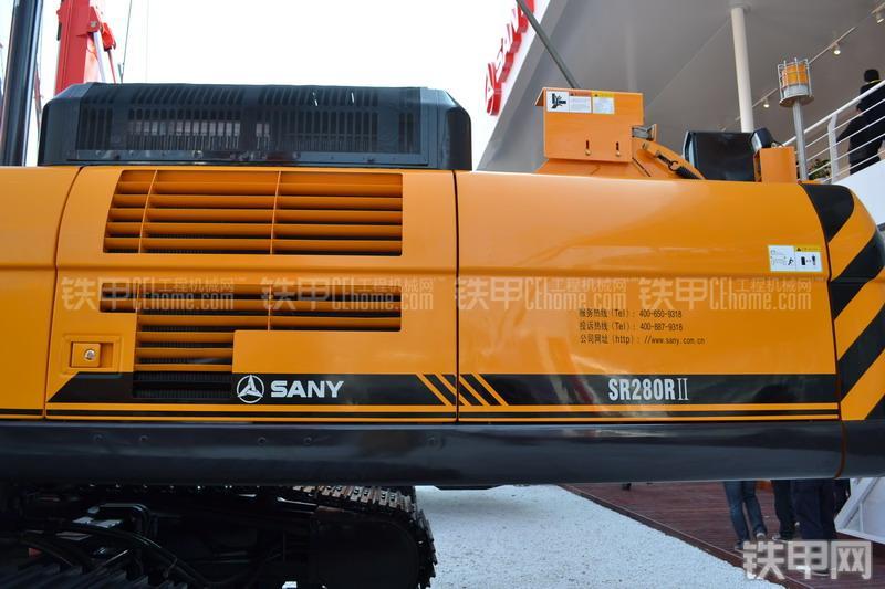 三一重工SR280RII（卡特底盘）旋挖钻局部