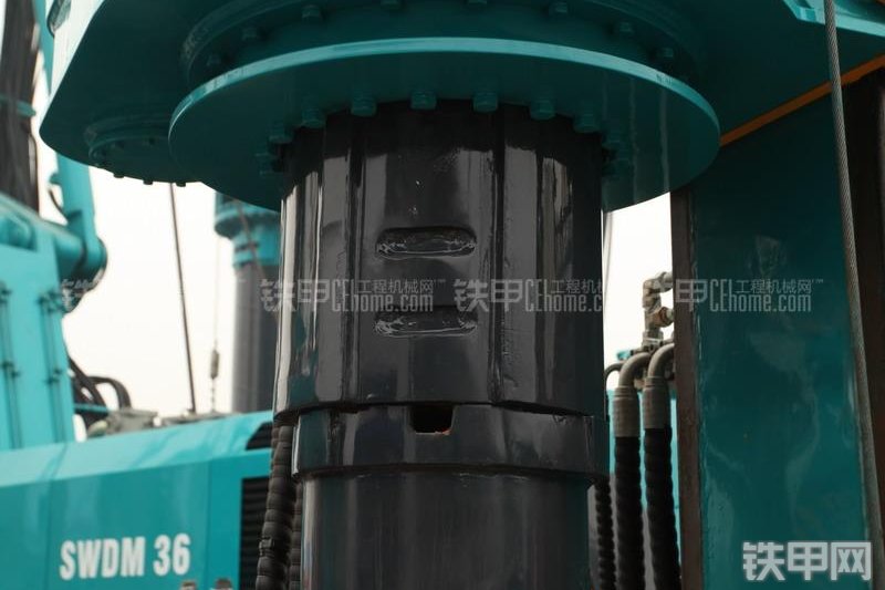 山河智能SWDM04多功能旋挖钻整机外观