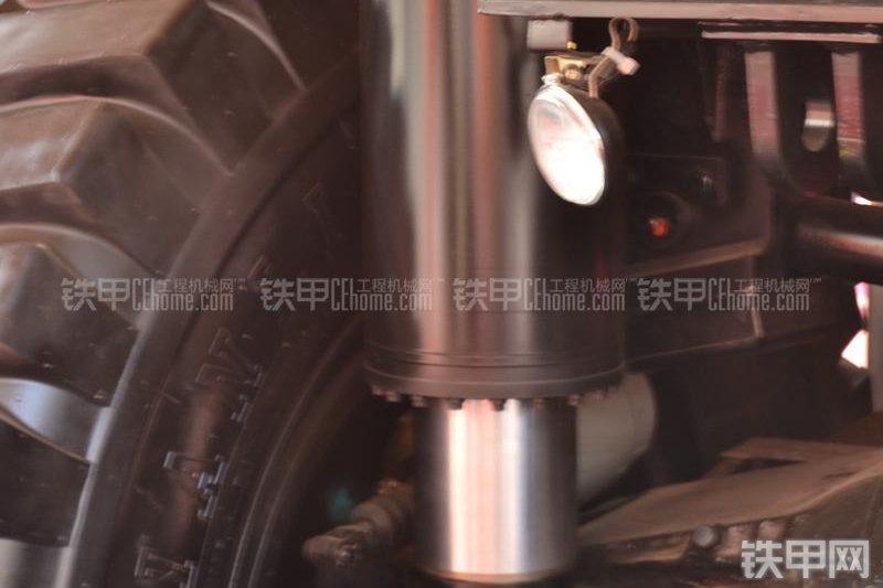 首钢重汽SGA3722非公路自卸车整机外观