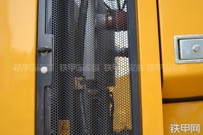 柳工CLG842IV装载机局部