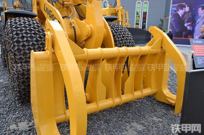 柳工856IV装载机局部
