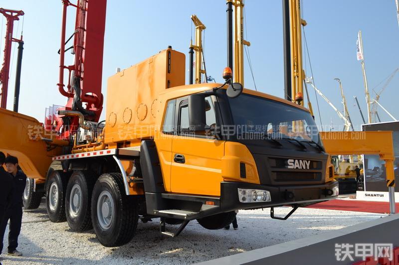 三一重工SY51100THB 86泵车整机外观