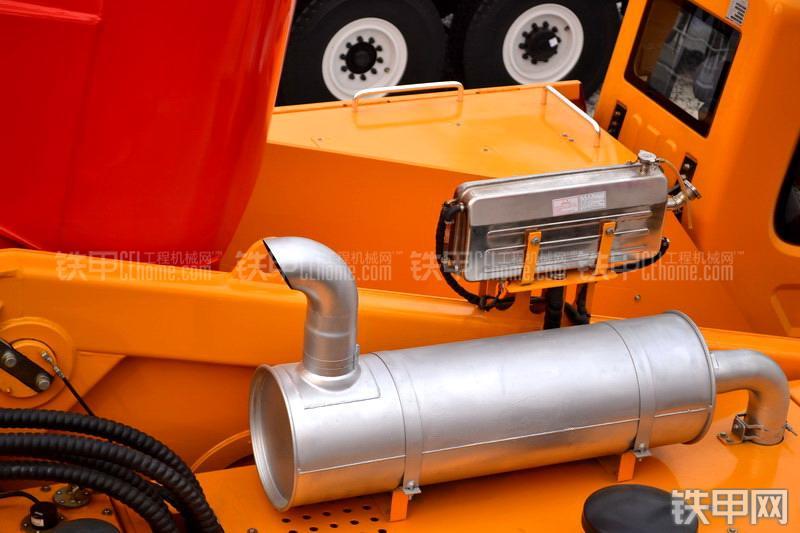 三一重工STC1000C起重机整机外观