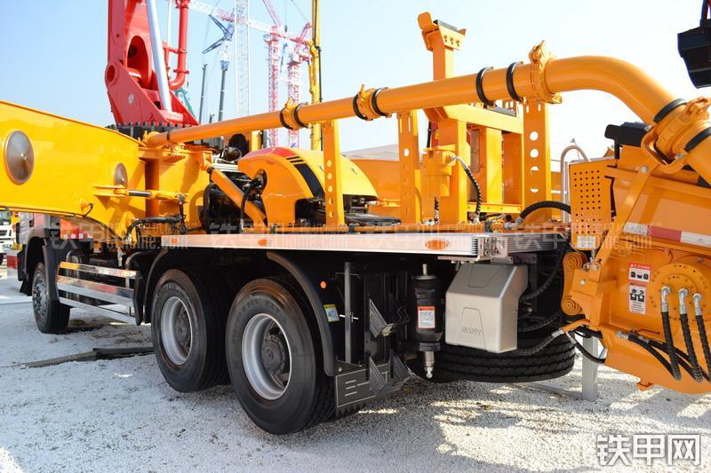 三一重工SY5310THB40B 48E(奔驰)泵车整机外观