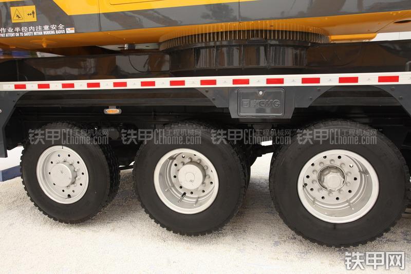 徐工QY160K起重机整机外观