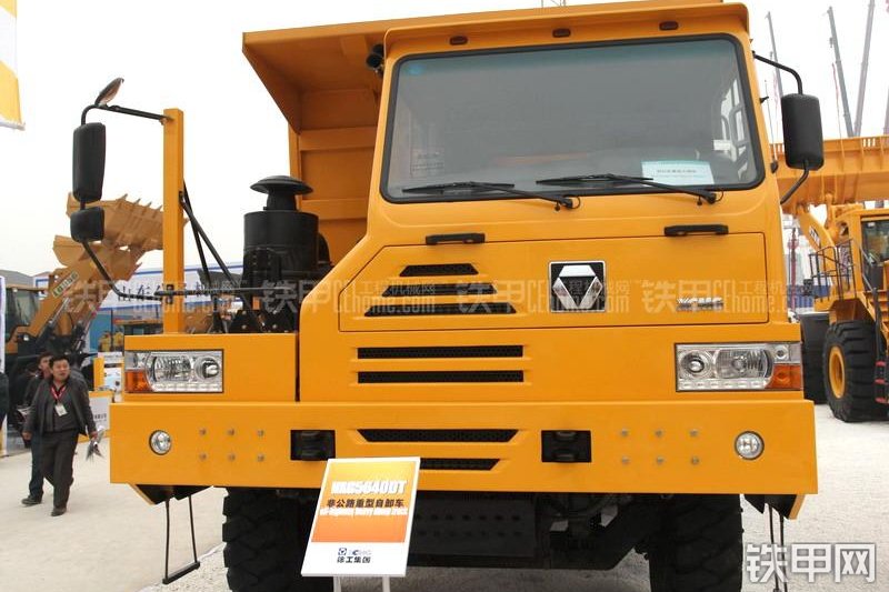 徐工NXG5640DT非公路自卸车整机外观