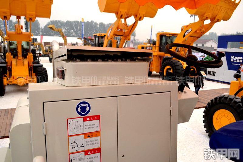 徐工XM101Q铣刨机整机外观