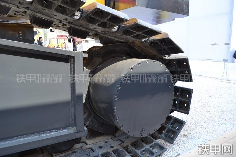 山推SC150C起重机整机外观