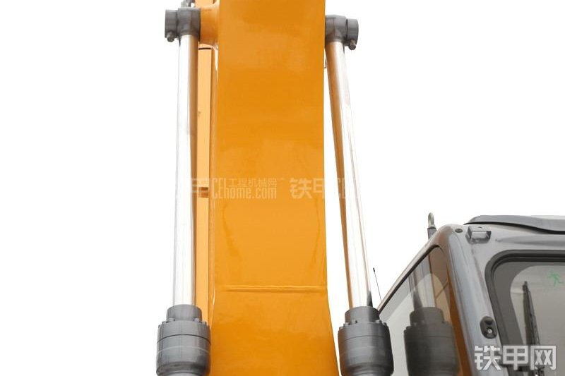 徐工XE215C挖掘机局部