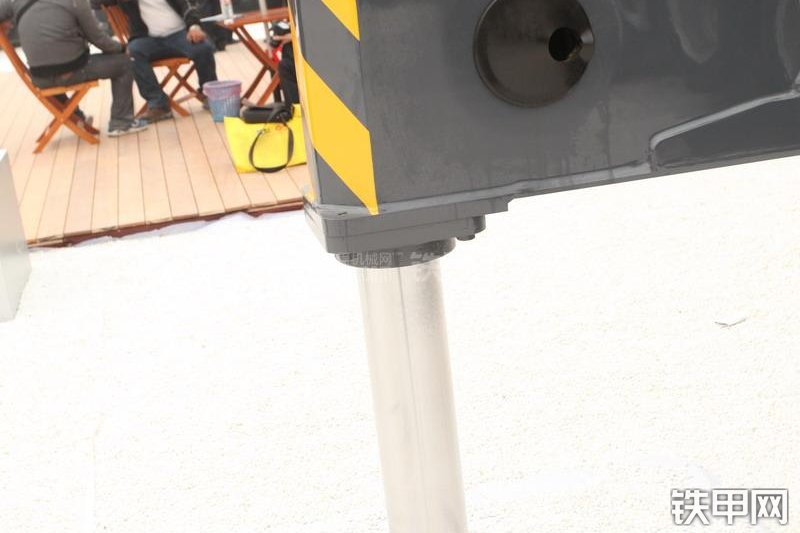 徐工QY160K起重机整机外观