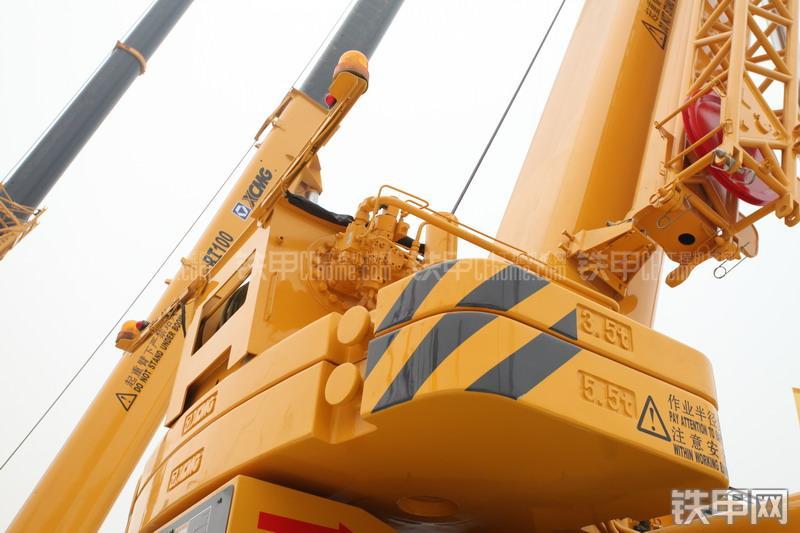 徐工RT60起重机整机外观