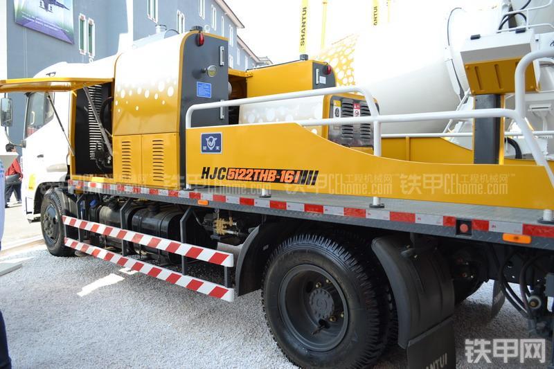 山推HLC5122THB-16I东风天锦车载泵整机外观