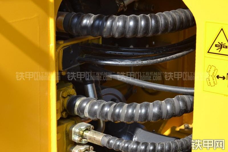 山推SL50WB装载机整机外观