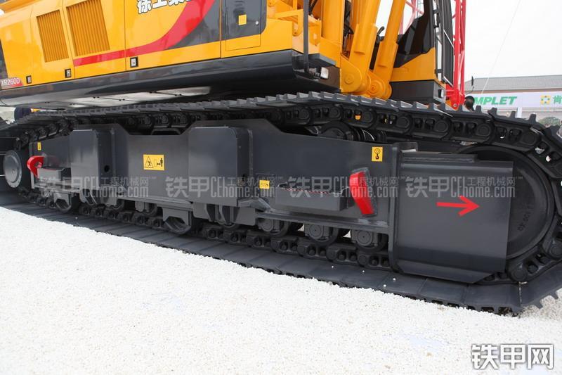 徐工XR260D旋挖钻整机外观