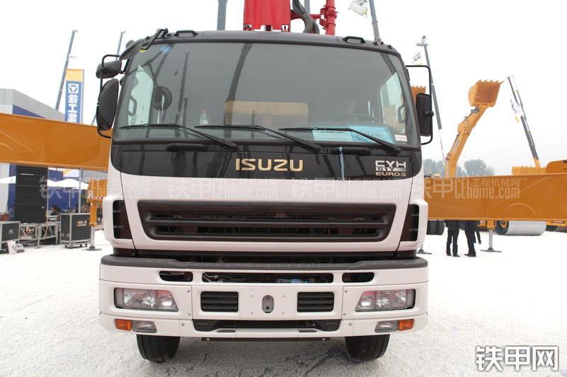 徐工HB48AIII-I(六节臂)泵车整机外观