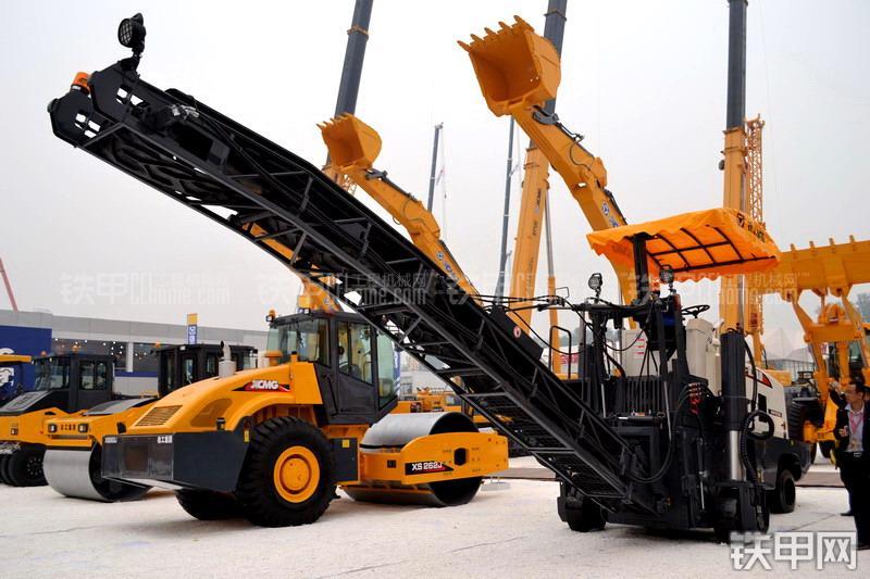 徐工XM101Q铣刨机整机外观