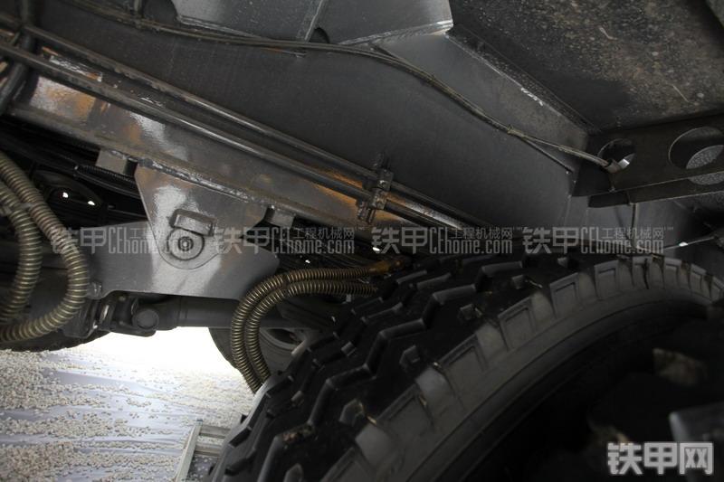 徐工QY160K起重机整机外观