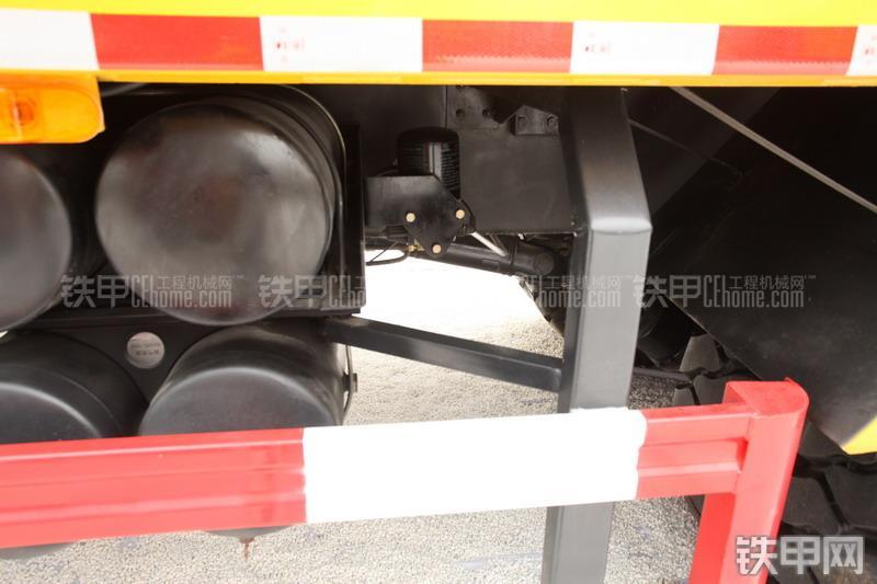 徐工NXG5640DT非公路自卸车整机外观