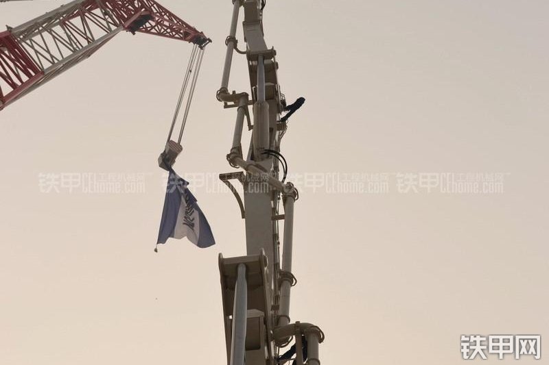 中联重科ZLJ5530THBK 63K-6RZ斯堪尼亚泵车整机外观