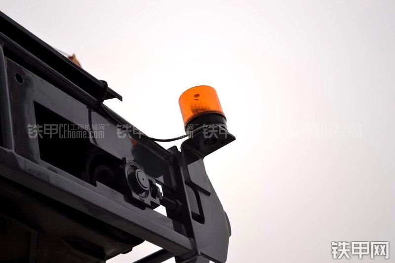 徐工XM101Q铣刨机整机外观