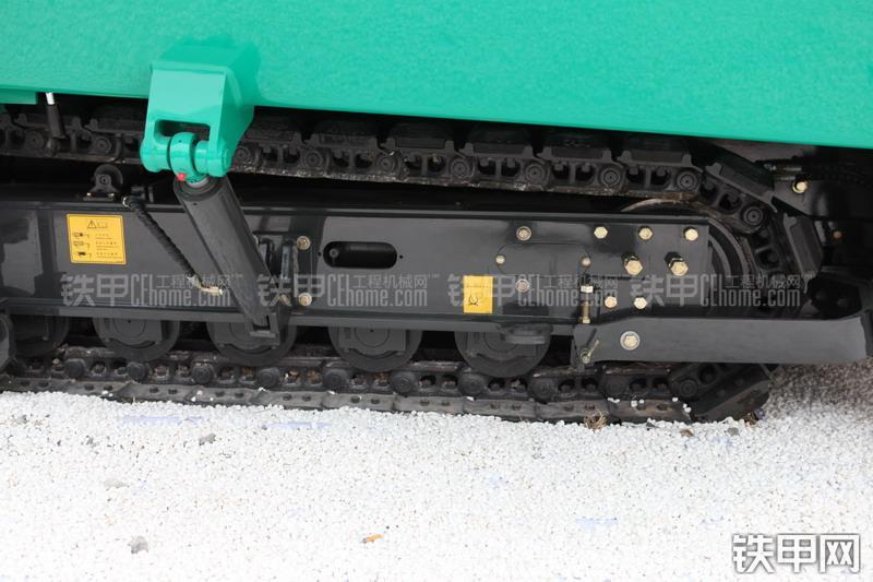 徐工RP953S沥青摊铺机整机外观