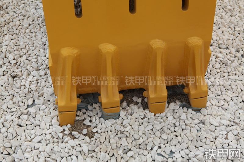 玉柴YCD400连续墙抓斗整机外观