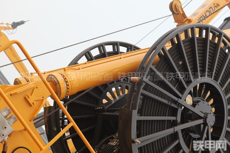 玉柴YCD400连续墙抓斗整机外观