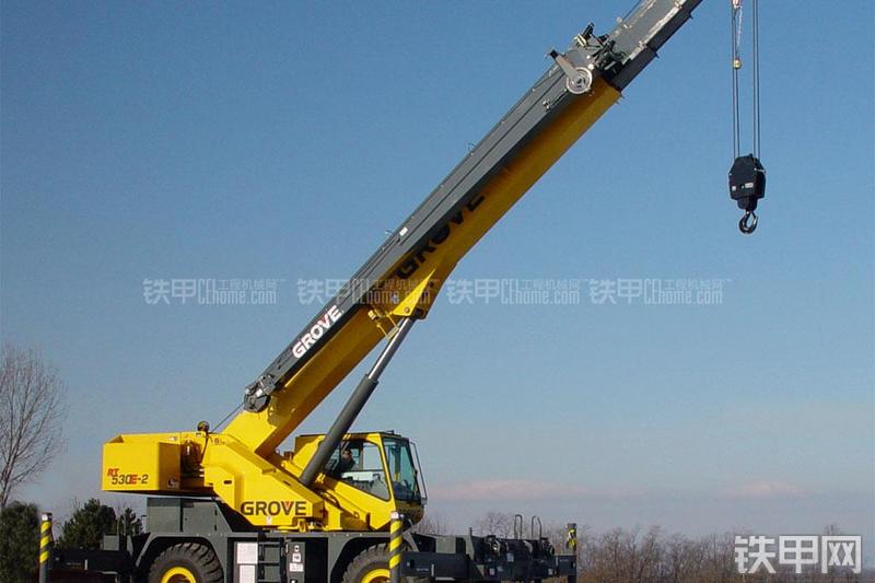 马尼托瓦克RT530E-2起重机整机外观