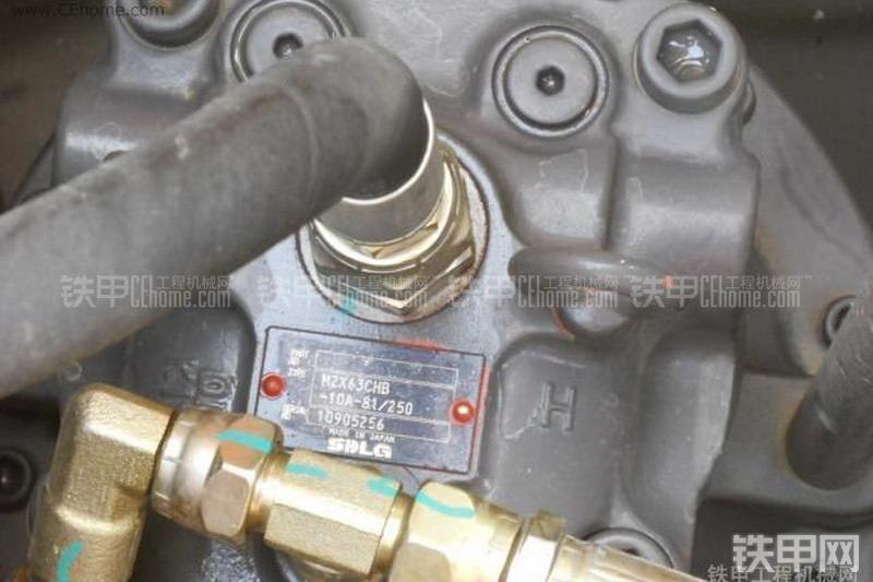 山东临工LG6150挖掘机整机外观